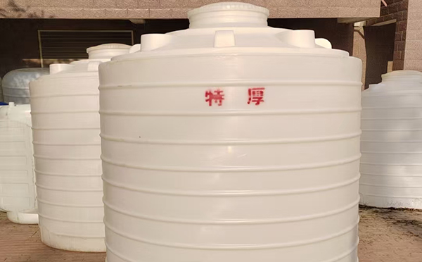 特厚兰州新区塑料桶批量交付实录：强化结构应对严苛储运环境