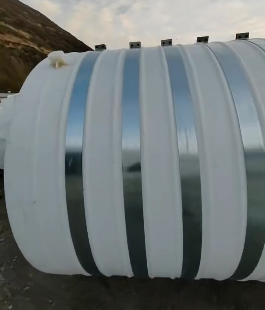 圆形兰州新区塑料桶批量交付案例：结构稳定，适配多行业液体储运需求
